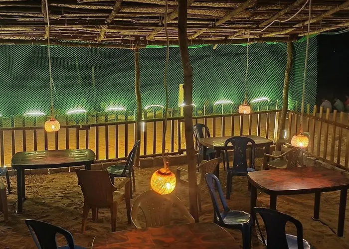 Aisiri Comforts Beach Stay And Cafe